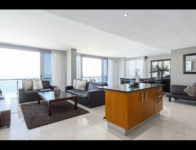 2 BEDROOM APARTMENT FOR SALE IN BEACHFRONT
